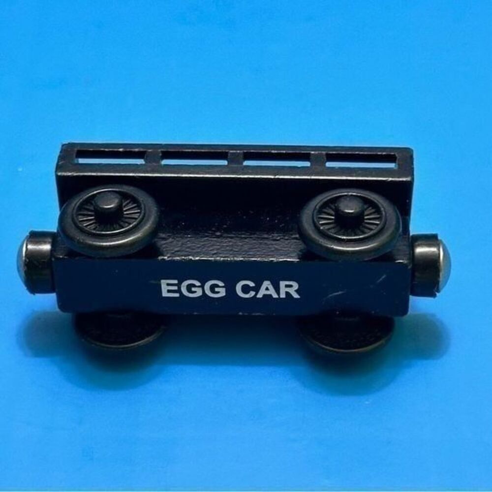 Thomas & Friends Wooden Railway EGG CAR train magnetic